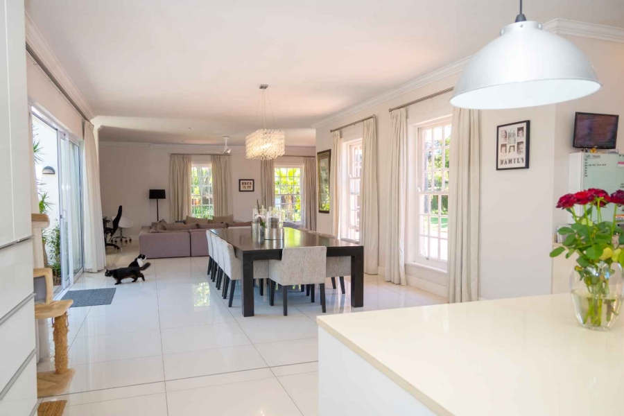 5 Bedroom Property for Sale in Walmer Eastern Cape